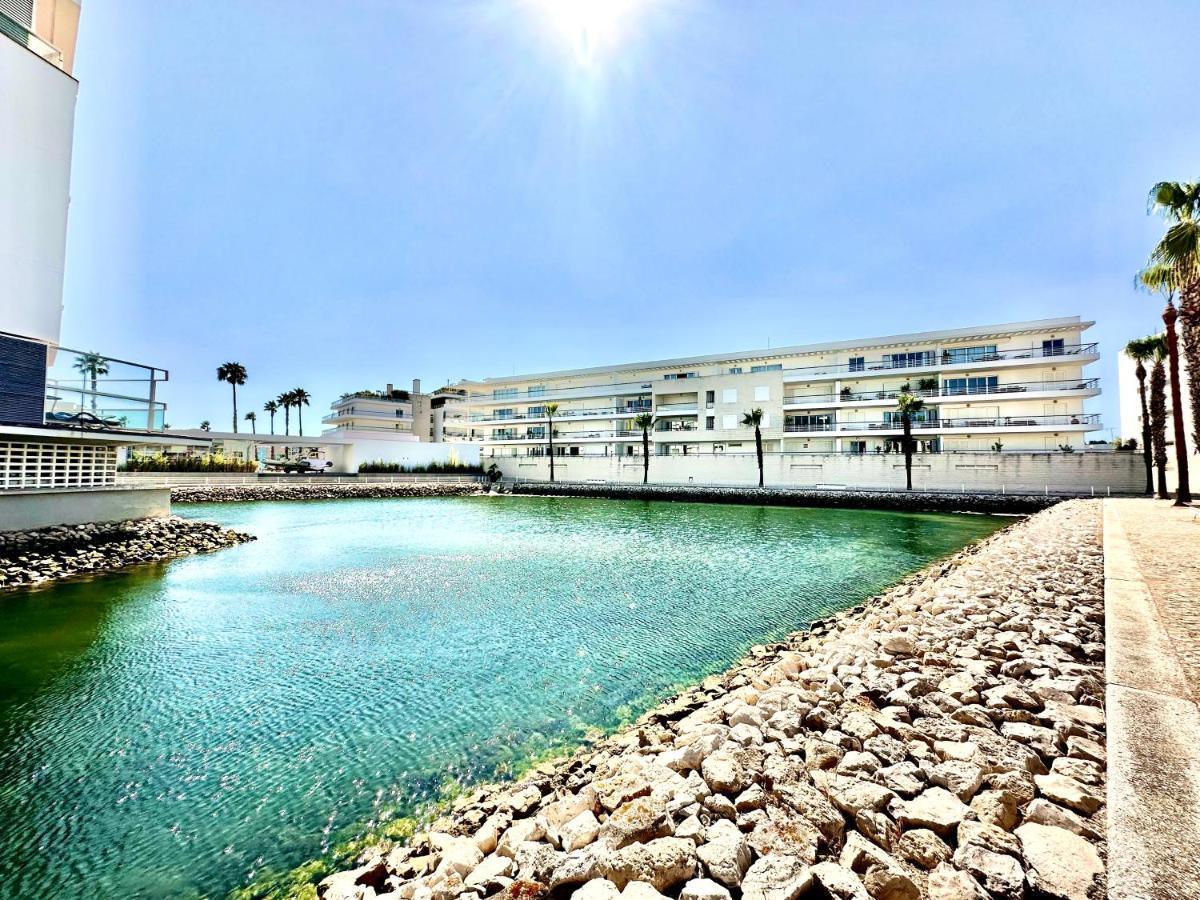 Lucky Star Marina Apartment, With Pool Lagos Exterior photo