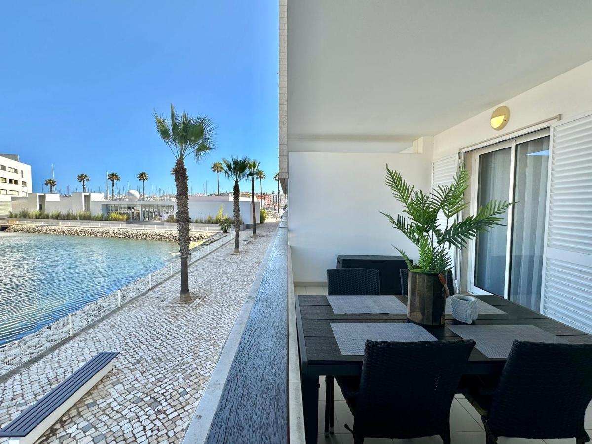 Lucky Star Marina Apartment, With Pool Lagos Exterior photo